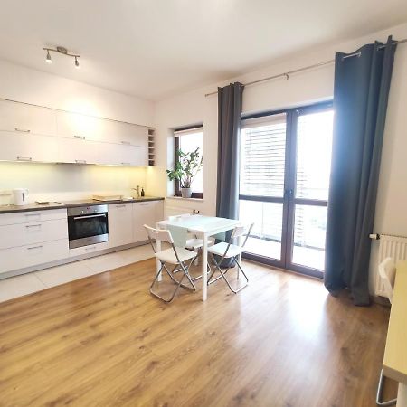 Sliczna 34A By Homeprime Krasków Eksteriør bilde